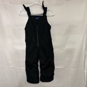 Kids size 4/5 snow suit, #J886